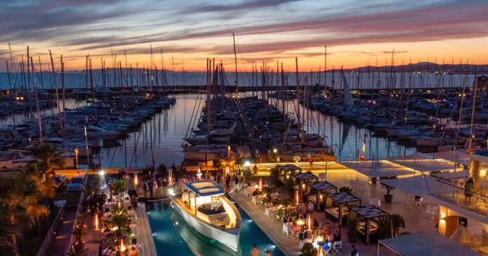 marina di scarlino porto