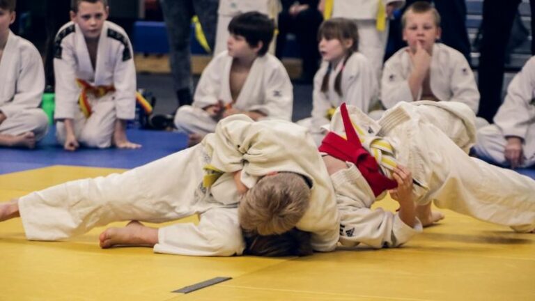 judo arte marziale bambini palestra attività fisica