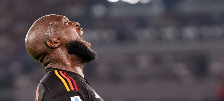 lukaku unul singur impotriva a 50 000 size6