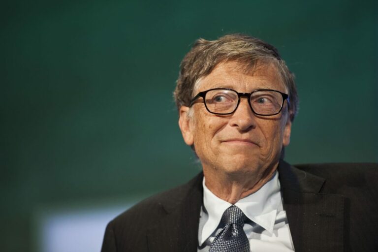 104461165 bill gates green 1200x800 1