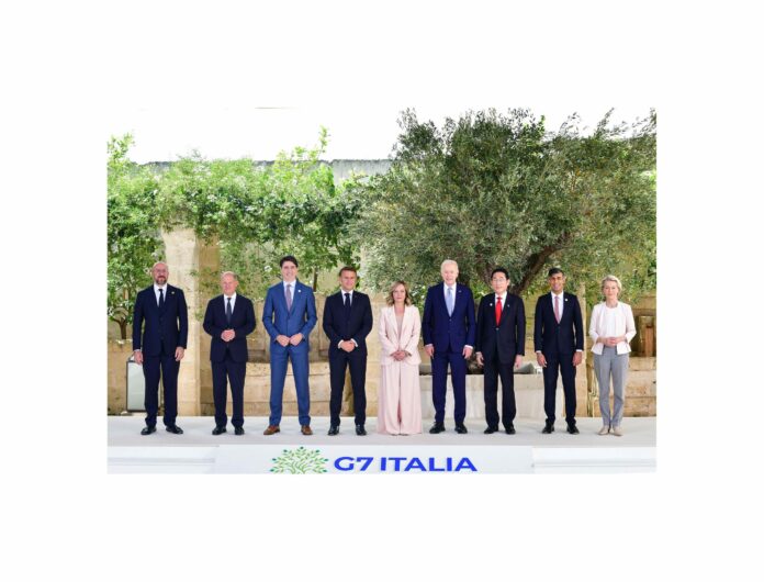 g7 family photo ph. massimiliano de giorgi 2 scaled