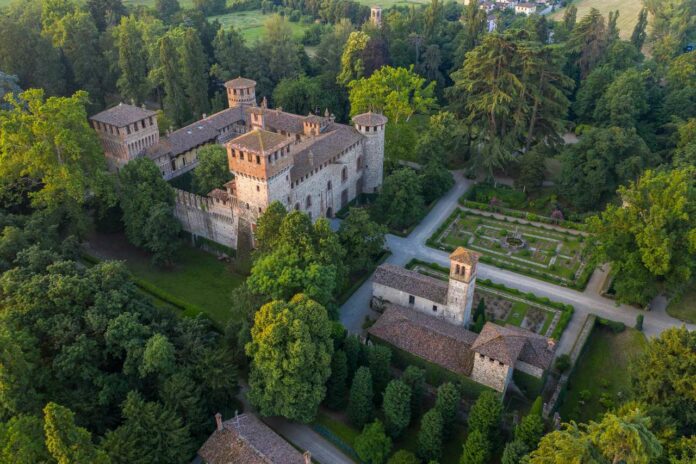 110 1 5 5 5 castellodigrazzanovisconti phdariofusaro archiviograndigiardiniitaliani