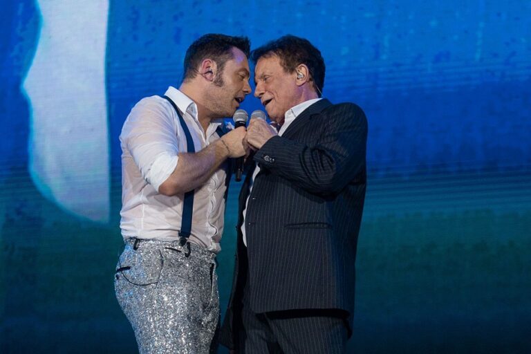 tiziano ferro e massimo ranieri al maradona 2023