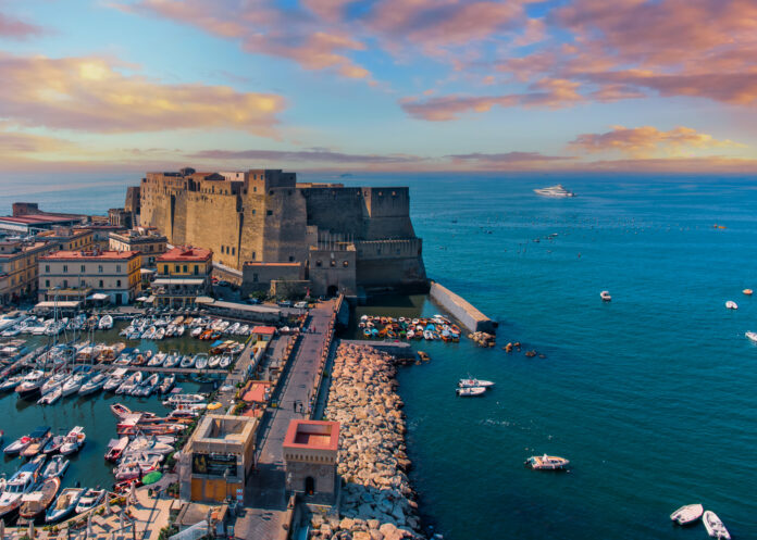 hotel 4 stelle lungomare napoli