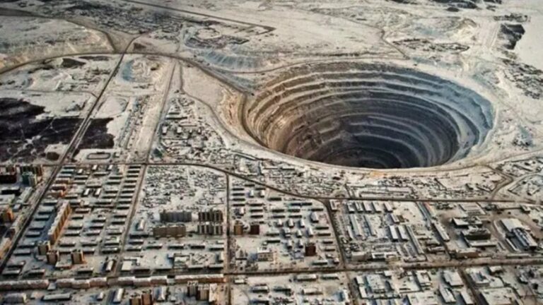 mirny mine 1